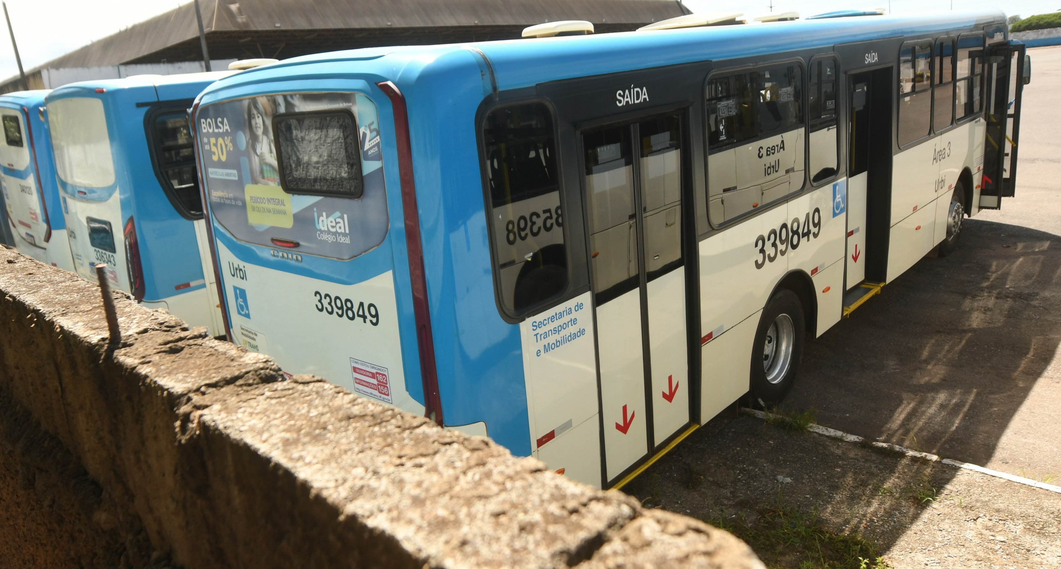 Ao menos 57 &ocirc;nibus foram alvo dos ataques