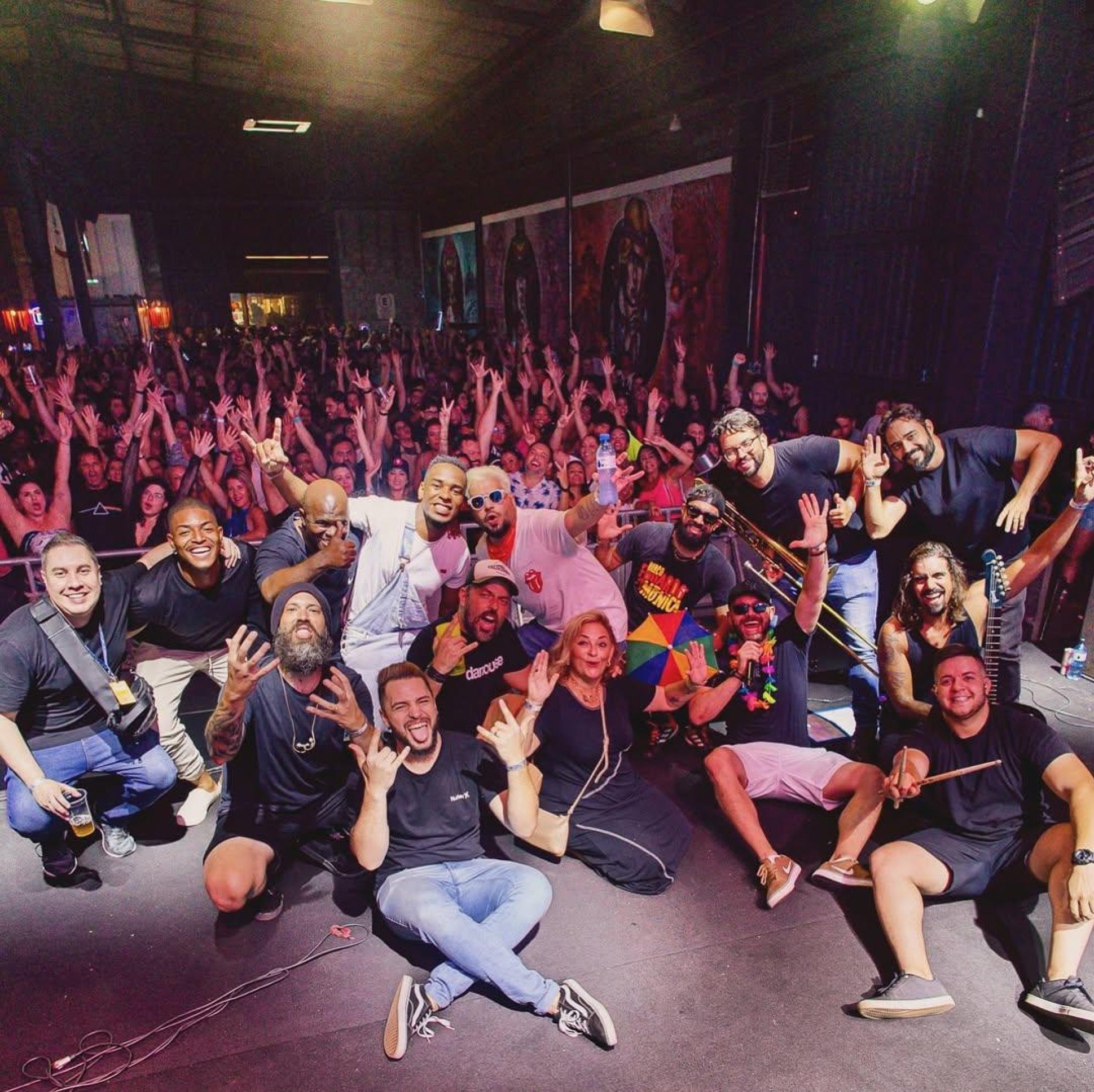 Bloco Eduardo e M&ocirc;nica no carnaval de 2025