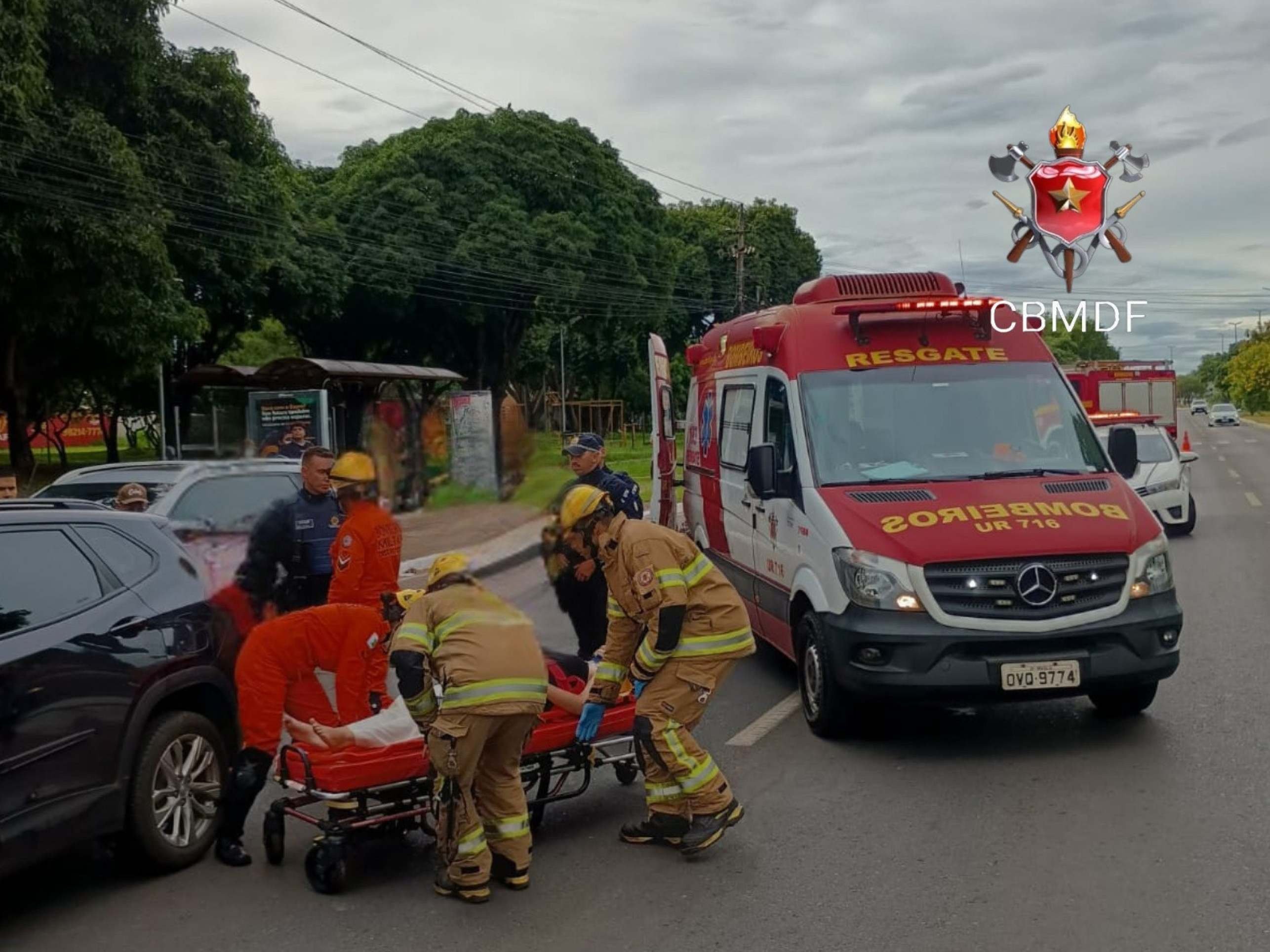 Utilitário esportivo se envolve em acidente no Guará II