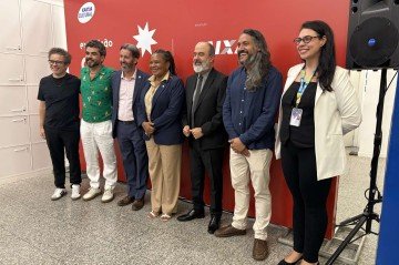 A cultura popular brasileira ganha protagonismo em Brasília com a abertura da exposição 'O Reinado do Riso' -  (crédito: Fernanda Strickland)