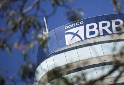 Segundo o banco, em resposta aos apontamentos da investigação independente e com o objetivo de resguardar seus interesses, recuperar créditos e ativos e buscar o ressarcimento de eventuais prejuízos. -  -Segundo o banco, em resposta aos apontamentos da investigação independente e com o objetivo de resguardar seus interesses, recuperar créditos e ativos e buscar o ressarcimento de eventuais prejuízos. - 