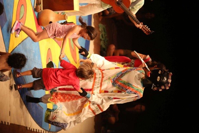 Músicas e bonecos
são as estrelas
do espetáculo