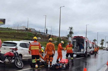 Acidente na EPTG, na altura do acesso ao viaduto Israel Pinheiro, sentido Plano Piloto, deixou o transito lento na manhã desta terça-feira (20/1) -  (crédito: Jéssica Andrade - CB/DA Press)
