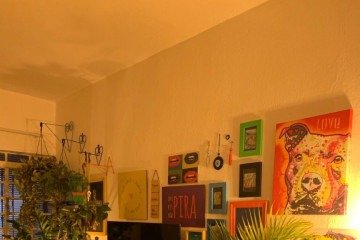 Quadros e outros itens podem ser uma alternativa para o maximalismo do lar lúdico