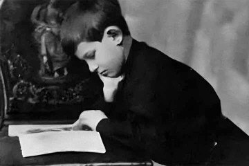 <p>Sua trajetória reacendeu debates sobre os limites do intelecto humano e o papel da educação na formação de gênios. Especialistas apontam que estímulo excessivo pode gerar desequilíbrios emocionais.</p>
- (crédito: Reprodução do Youtube) <p>Sua trajetória reacendeu debates sobre os limites do intelecto humano e o papel da educação na formação de gênios. Especialistas apontam que estímulo excessivo pode gerar desequilíbrios emocionais.</p>
- (crédito: Reprodução do Youtube)