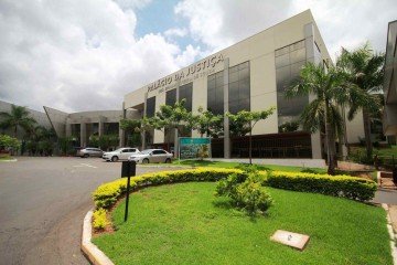 A iniciativa surgiu após servidores do Tribunal de Justiça do Mato Gross levantarem suspeitas sobre pagamentos de horas extras sem justificativa legal -  (crédito: Otmar Oliveira/F5/AgenciaFotografica Cuiaba)