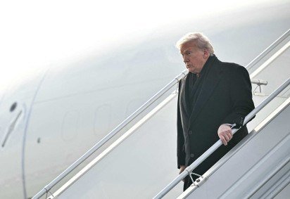 Fontes da imprensa norte-americana informam que Trump e os demais passageiros foram imediatamente transferidos para outra aeronave -  (crédito:  AFP) -Fontes da imprensa norte-americana informam que Trump e os demais passageiros foram imediatamente transferidos para outra aeronave -  (crédito:  AFP)