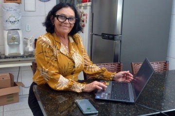 Apesar do acesso frequente, Lucinete ressalta que mantém limites claros no uso diário -  (crédito:  Ed Alves/CB/DA Press)