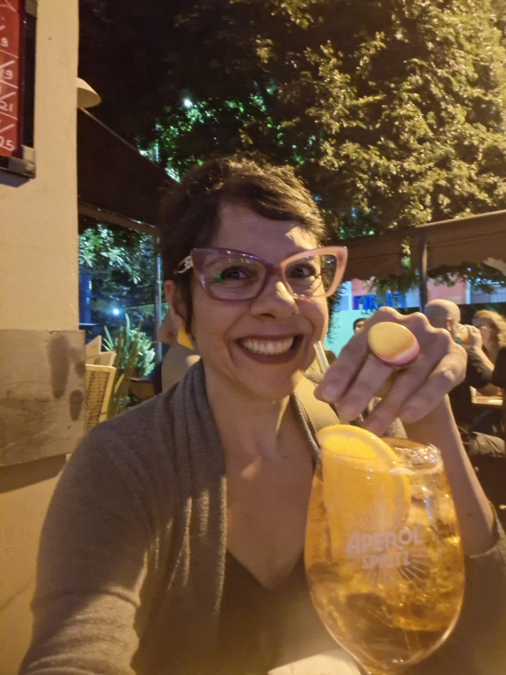 Amigos pr&oacute;ximos relatam que Mayra era uma alma livre. 