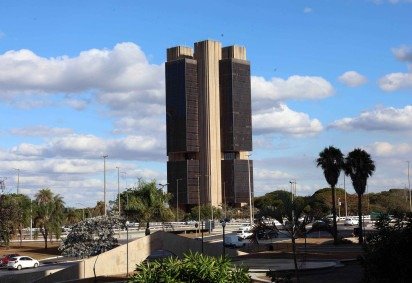 Diretores reforçaram o comunicado publicado na semana anterior, que adiantou a possibilidade de uma redução da taxa Selic já no mês que vem -  (crédito:  Antonio Cruz / Agência Brasil) -Diretores reforçaram o comunicado publicado na semana anterior, que adiantou a possibilidade de uma redução da taxa Selic já no mês que vem -  (crédito:  Antonio Cruz / Agência Brasil)