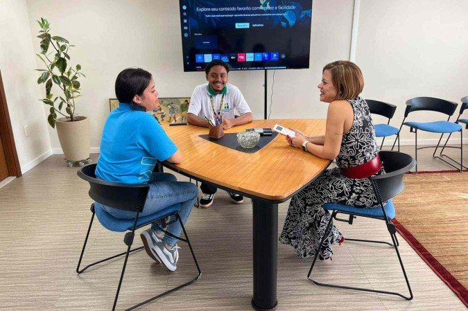 Ano passado, o Brasil registrou um recorde histórico:715 contratos ativos de adolescentes aprendizes -  (crédito: Divulgação/ Demà Aprendiz)