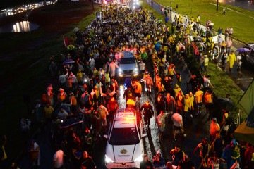  24/01/2026 - Ed Alves/CB/DA Press. Cidades. 24/01/2026 - Ed Alves/CB/DA Press. Politica - Caminhada do Deputado Federal Nikolas Ferreira - Passando por Santa Maria - Br 020 Proximo do Catetinho.  -  (crédito:  Ed Alves/CB/DA Press)