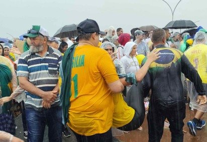 47 vítimas foram encaminhadas para hospitais da região; 11 delas exigiram maiores cuidados médicos -  (crédito: Ed Alves/CB/DA Press.) -47 vítimas foram encaminhadas para hospitais da região; 11 delas exigiram maiores cuidados médicos -  (crédito: Ed Alves/CB/DA Press.)