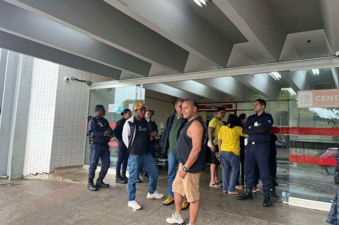Hospital de Base do DF recebe pacientes atingidos por raio durante caminhada do deputado Nikolas Ferreira