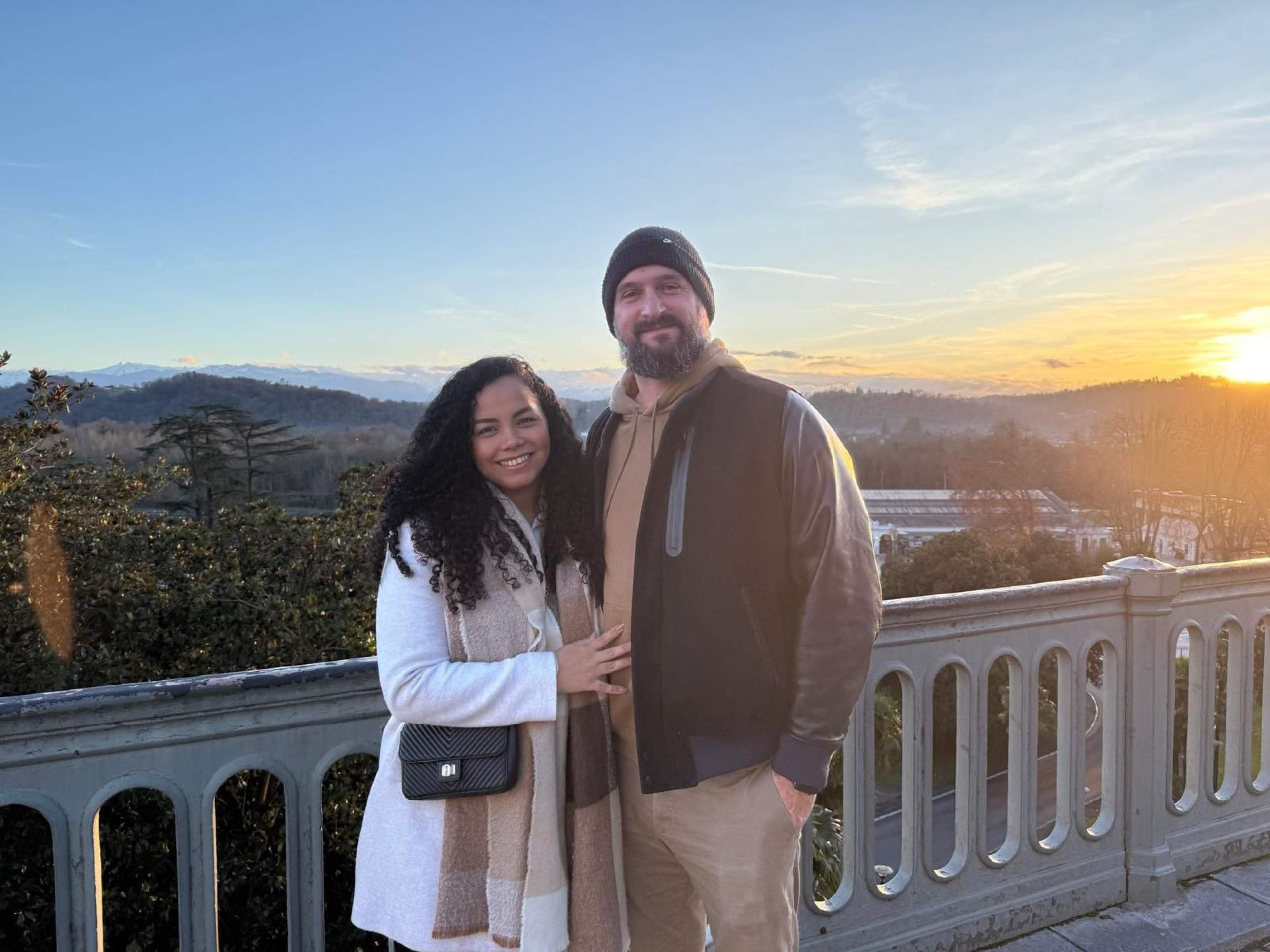 Katharine ao lado do marido