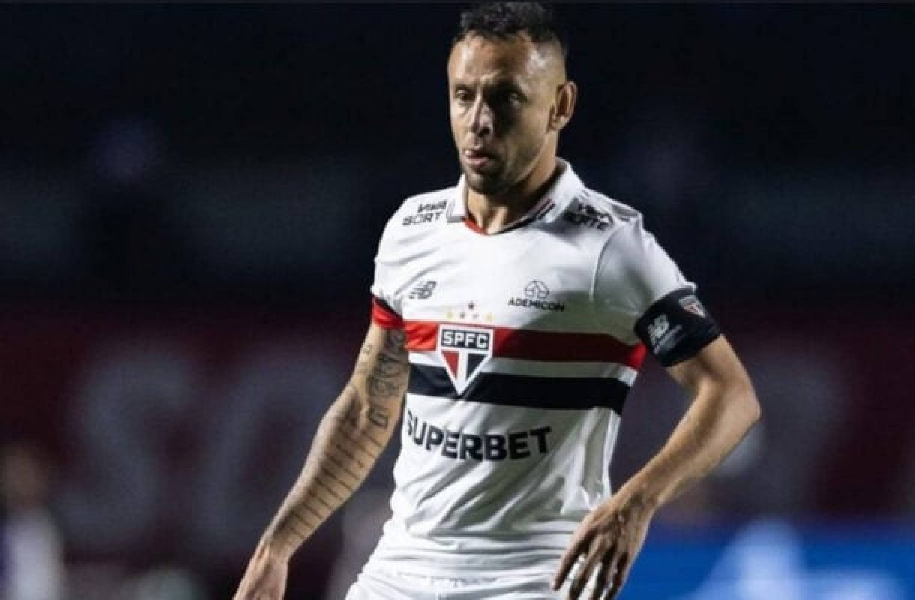 Rafinha nega acerto com o São Paulo para assumir cargo dentro do clube  -  (crédito:  Foto: Rubens Chiri / saopaulofc.net)
