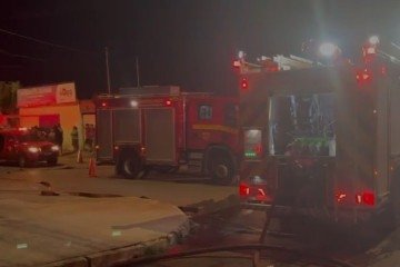 Incêndio atingiu depósito de gás -  (crédito: CBMDF/Divulgação)