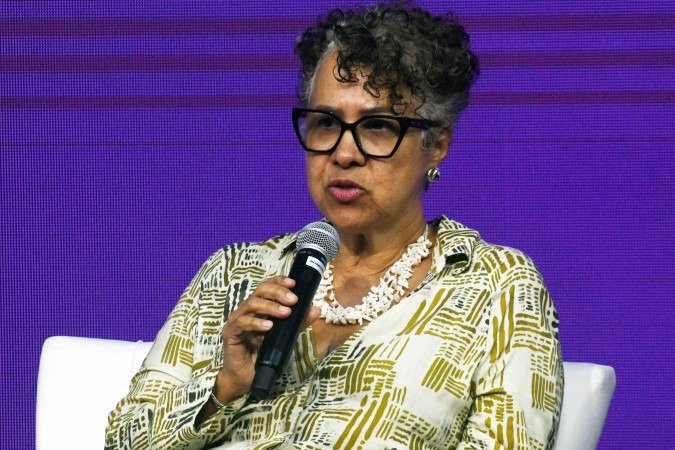 "Mesmo dentro de uma mesma regi&atilde;o administrativa, h&aacute; realidades muito distintas. Partir do territ&oacute;rio &eacute; fundamental para entender essas desigualdades", - Socorro Souza, coordenadora do Laborat&oacute;rio de Enfrentamento ao Feminic&iacute;dio do DF e pesquisadora da Fiocruz