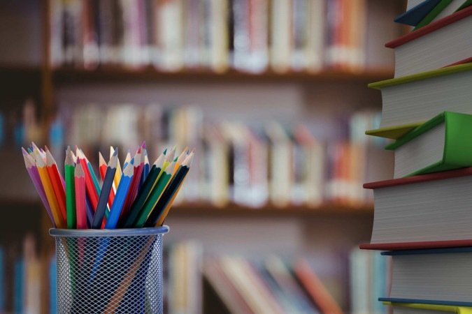 O projeto tem atividades previstas até fevereiro e inclui oficinas presenciais e on-line, além da possibilidade de bolsas para participantes que concluírem todo a formação -  (crédito: Freepik)