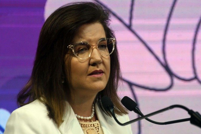 Daniela Teixeira, ministra do STJ: "N&atilde;o somos empresas, n&atilde;o somos t&iacute;tulos. Somos irm&atilde;s da mesma dor e faltam muitas outras mulheres que foram mortas"