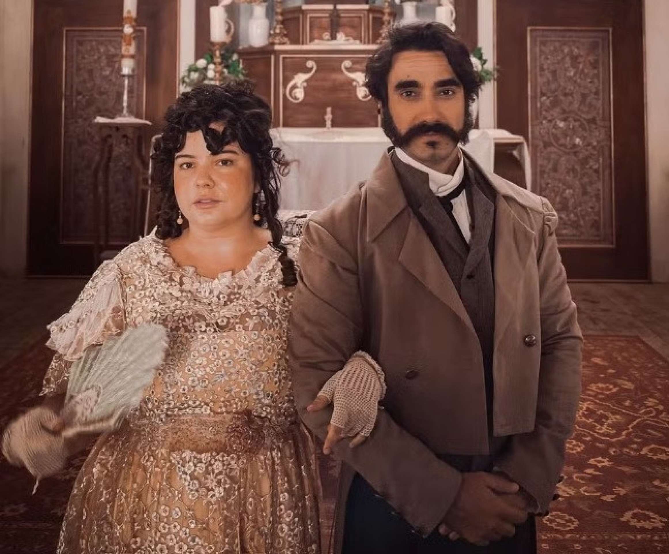 Catharina Caiado e Gabriel Godoy em cena