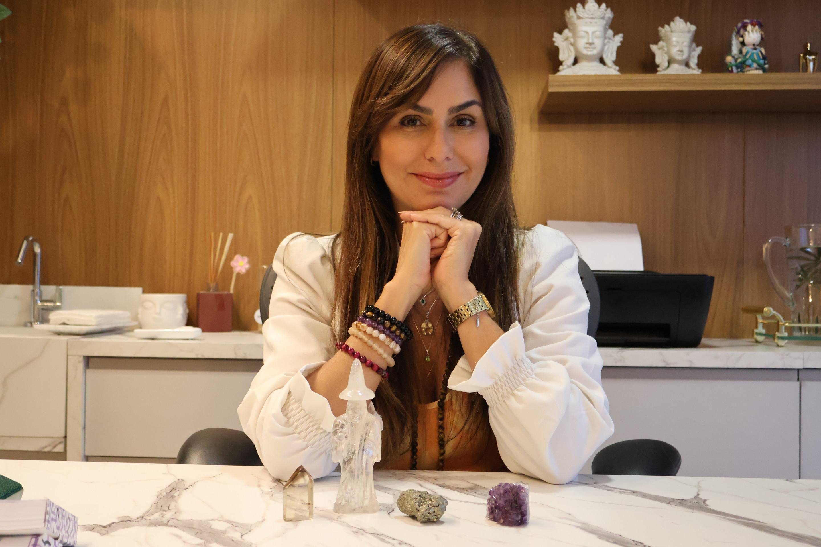 Para Daniely Brito, a energia da pedra n&atilde;o significa algo sobrenatural ou m&iacute;stico