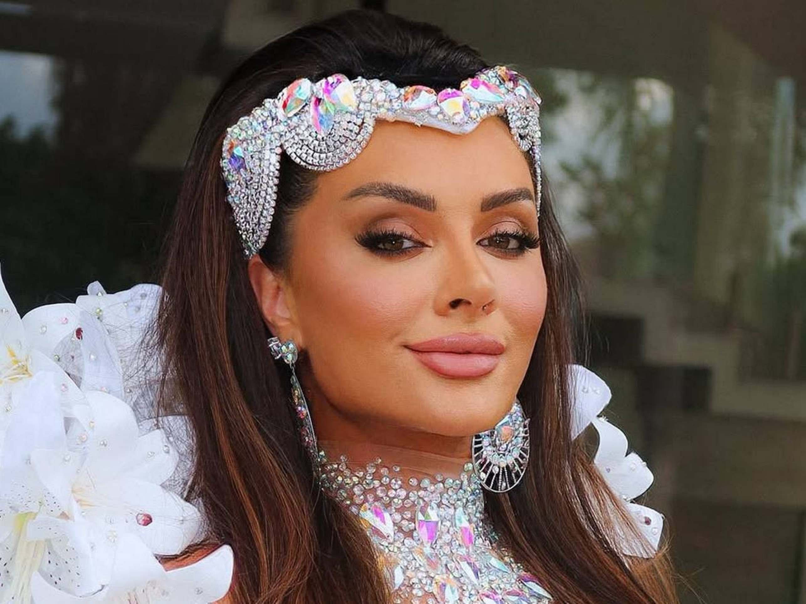 Juju Salimeni revela bastidores da preparação para o Carnaval 2026: 'Tendo que passar vontade' - (crédito: Observatorio dos Famosos) Juju Salimeni revela bastidores da preparação para o Carnaval 2026: 'Tendo que passar vontade' - (crédito: Observatorio dos Famosos)