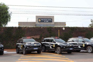 A ação, conduzida pela 8ª Delegacia de Polícia (Estrutural), resultou na prisão temporária de três suspeitos -  (crédito: Divulgação/SSP-DF)