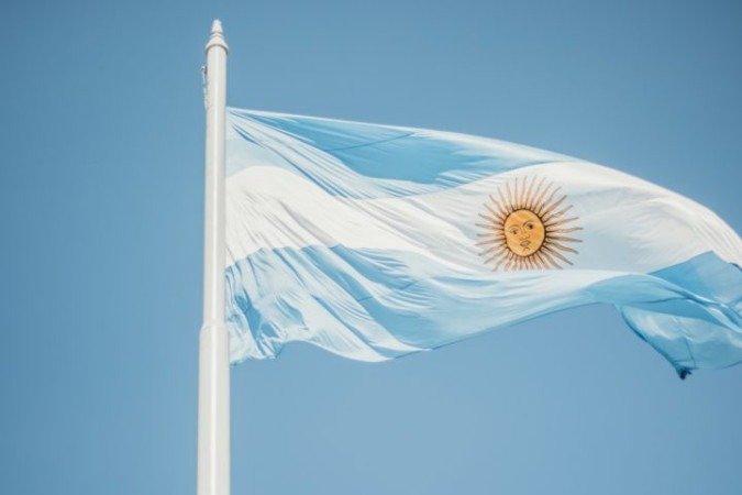 <p>O Dia da Amizade Brasil-Argentina é mais do que uma data comemorativa: é uma oportunidade de refletir sobre a importância da cooperação entre os dois paÃses em várias esferas.</p>
- (crédito: Angelica Reyes/Unsplash) <p>O Dia da Amizade Brasil-Argentina é mais do que uma data comemorativa: é uma oportunidade de refletir sobre a importância da cooperação entre os dois paÃses em várias esferas.</p>
- (crédito: Angelica Reyes/Unsplash)