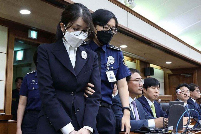 O ex-presidente da Coreia do Sul, Yoon Suk Yeol, e sua esposa Kim Keon Hee - (crédito: Getty Images) O ex-presidente da Coreia do Sul, Yoon Suk Yeol, e sua esposa Kim Keon Hee - (crédito: Getty Images)