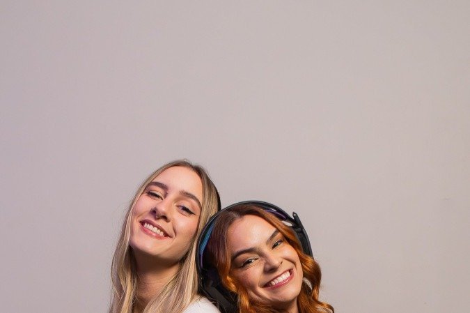 O NoLobby Cast É o primeiro videocast do Brasil apresentado por duas mulheres dedicado exclusivamente ao universo dos games