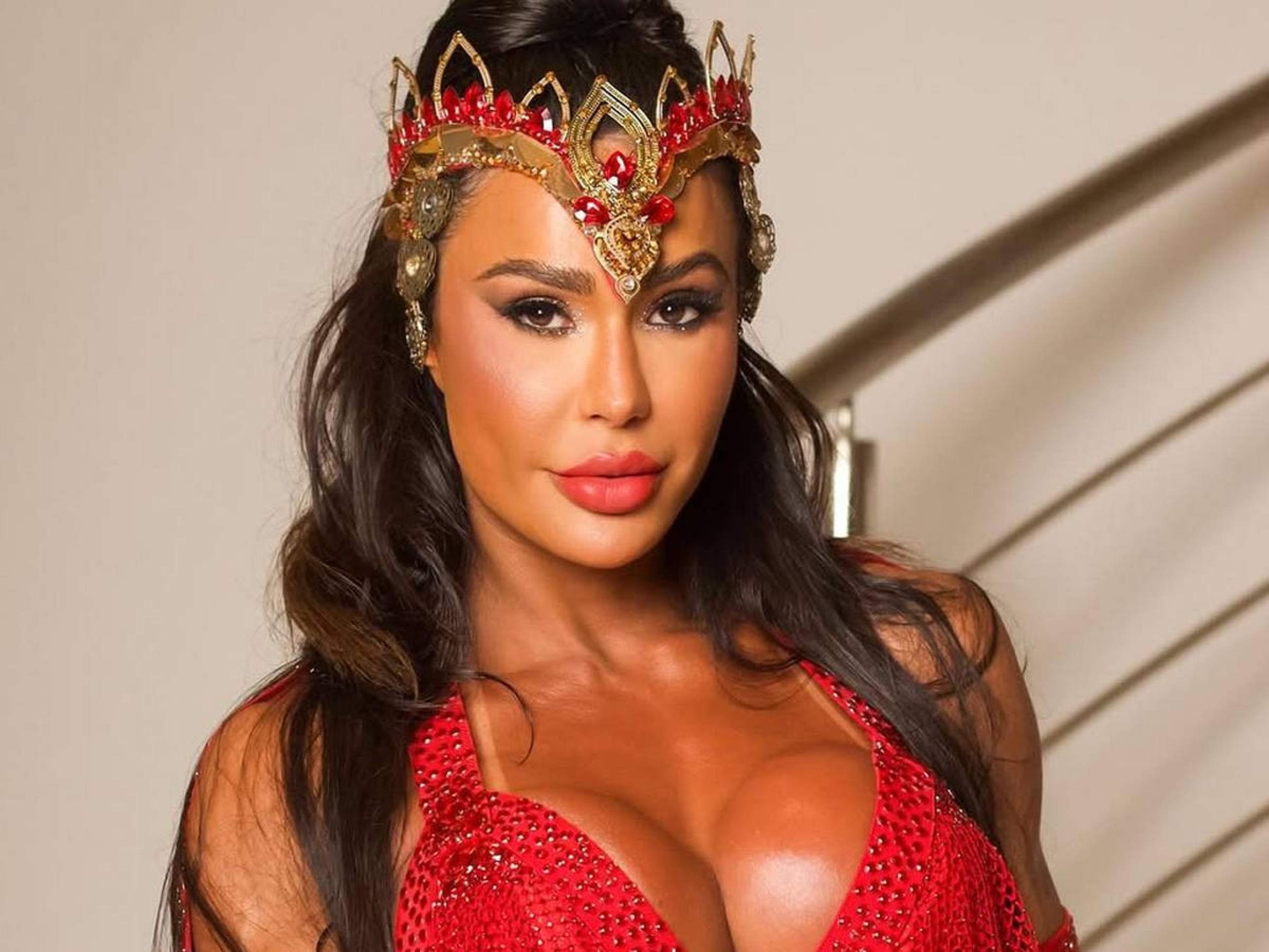 Gracyanne fala sobre dificuldade em retornar ao Carnaval após lesão -  (crédito: Observatorio dos Famosos)