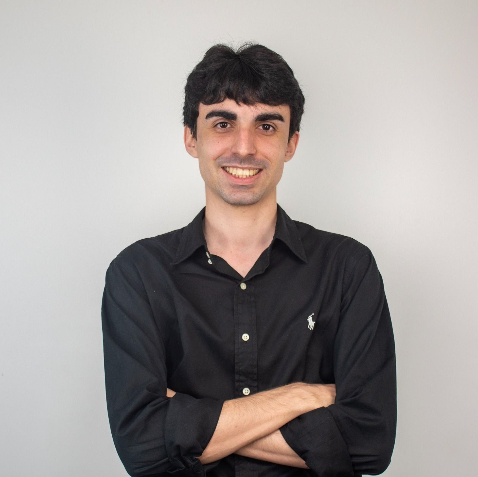  Lucas Vieira, coordenador pedag&oacute;gico de pr&eacute;-vestibular do Elite Rede de Ensino 