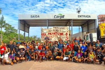 Indígenas fazem vigília no em Santarém (PA) contra dragagem do Rio Tapajós -  (crédito: Citupi/Vitiin Silva)