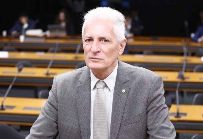 Para Rogério Correia, o foco das investigações da CPMI do INSS deve estar na responsabilidade das instituições financeiras e dos agentes públicos envolvidos -  (crédito: Vinicius Loures / Câmara dos Deputados  ) -Para Rogério Correia, o foco das investigações da CPMI do INSS deve estar na responsabilidade das instituições financeiras e dos agentes públicos envolvidos -  (crédito: Vinicius Loures / Câmara dos Deputados  )