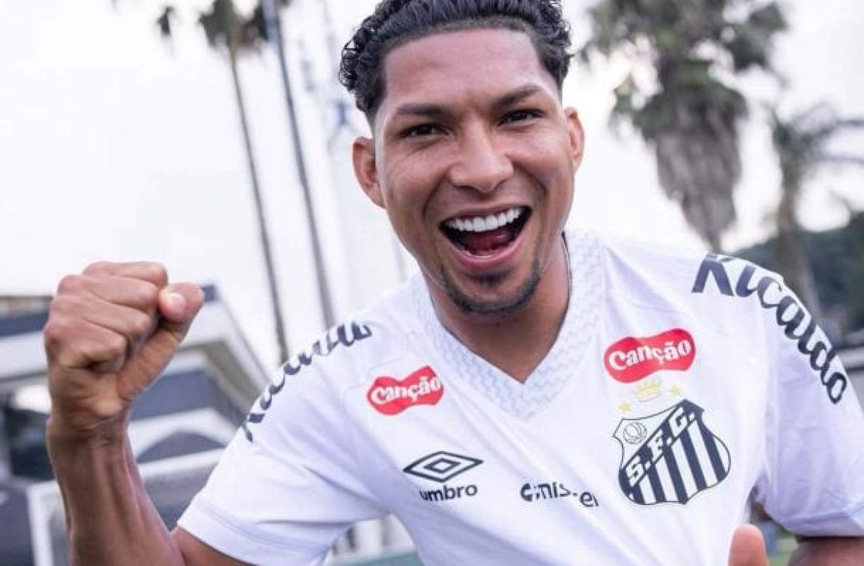 Jogador custou R$ 18 milhões aos cofres santistas - (crédito: Foto: Raul Baretta/ Santos FC.) Jogador custou R$ 18 milhões aos cofres santistas - (crédito: Foto: Raul Baretta/ Santos FC.)