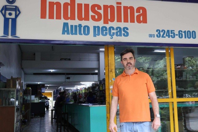 Flávio Rezende, filho do fundador e diretor da loja, diz que a decisão de fechar foi planejada