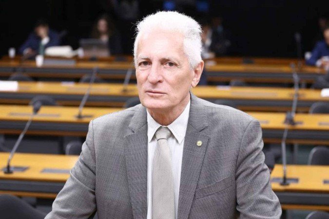 Para Rogério Correia, o foco das investigações da CPMI do INSS deve estar na responsabilidade das instituições financeiras e dos agentes públicos envolvidos - (crédito: Vinicius Loures / Câmara dos Deputados ) Para Rogério Correia, o foco das investigações da CPMI do INSS deve estar na responsabilidade das instituições financeiras e dos agentes públicos envolvidos - (crédito: Vinicius Loures / Câmara dos Deputados )