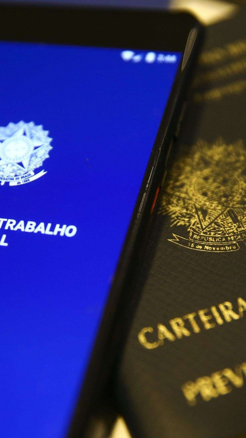 O n&uacute;mero de empregados do setor privado com carteira de trabalho assinada cresceu 2,8% em 2025 na compara&ccedil;&atilde;o com 2024     -  (crédito:  Marcelo Camargo/Ag&ecirc;ncia Brasil)