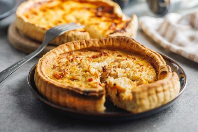 Quiche de frango com cottage (Imagem: Jiri Hera | Shutterstock) - (crédito: EdiCase) Quiche de frango com cottage (Imagem: Jiri Hera | Shutterstock) - (crédito: EdiCase)