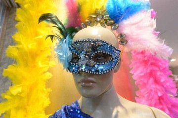 Segundo a postagem, a medida também se aplicaria a capuzes, capacetes, pintura facial e qualquer objeto que dificulte a identificação da pessoa -  (crédito: Ed Alves/CB)