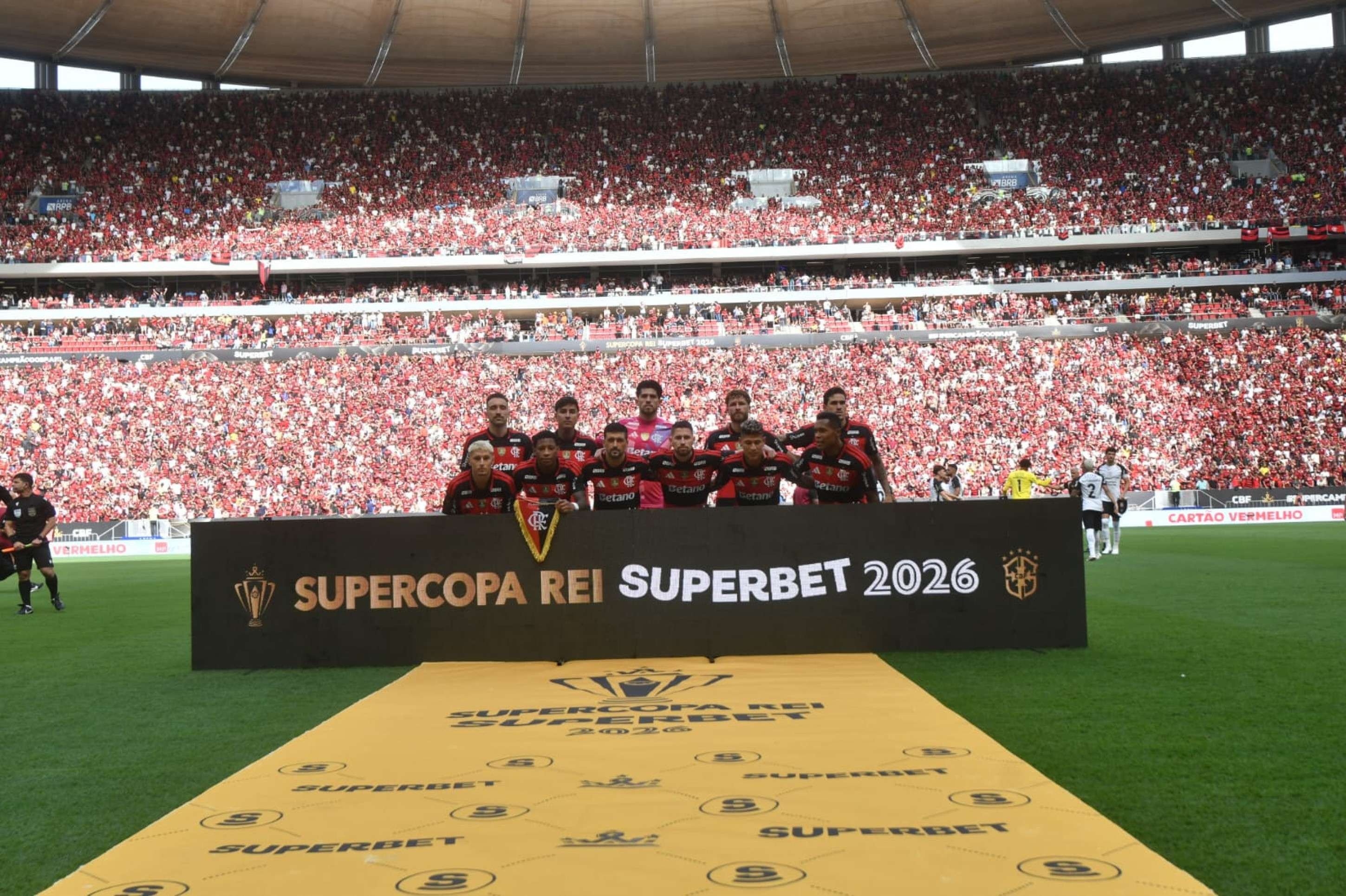 Atuações: Flamengo tem baixa no meio de campo e é superado pelo Corinthians