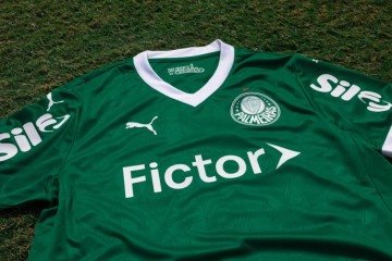 Palmeiras estampava marca da Fictor no uniforme desde março de 2025. Clube se apoiou no pedido de recuperação judicial da empresa para rescindir o contrato -  (crédito: Divulgação/Palmeiras)