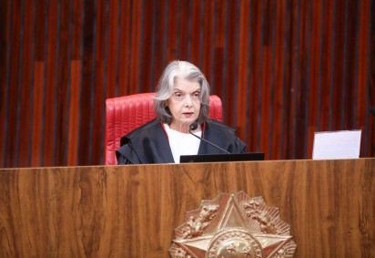 Cármen Lúcia indicou que transparência nas ações da Justiça Eleitoral trará pleito sem graves intercorrências -  (crédito: Luiz Roberto/Secom/TSE) -Cármen Lúcia indicou que transparência nas ações da Justiça Eleitoral trará pleito sem graves intercorrências -  (crédito: Luiz Roberto/Secom/TSE)