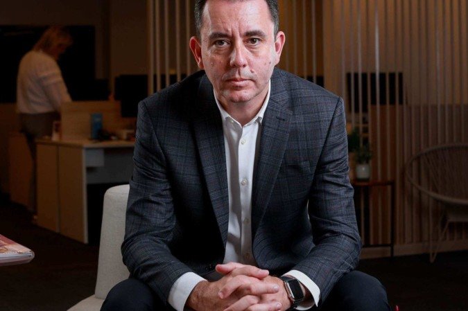  Eixo Capital. Paulo Serra, graduado em direito, pela Faculdade de Direito de São Bernardo do Campo-SP; professor universitário no curso de Direito, também é 1º vice-presidente da Executiva Nacional do PSDB e presidente do Diretório Estadual do PSDB de São Paulo; foi prefeito de Santo André-SP, de 2017 a 2024 -  (crédito:  Divulgação)