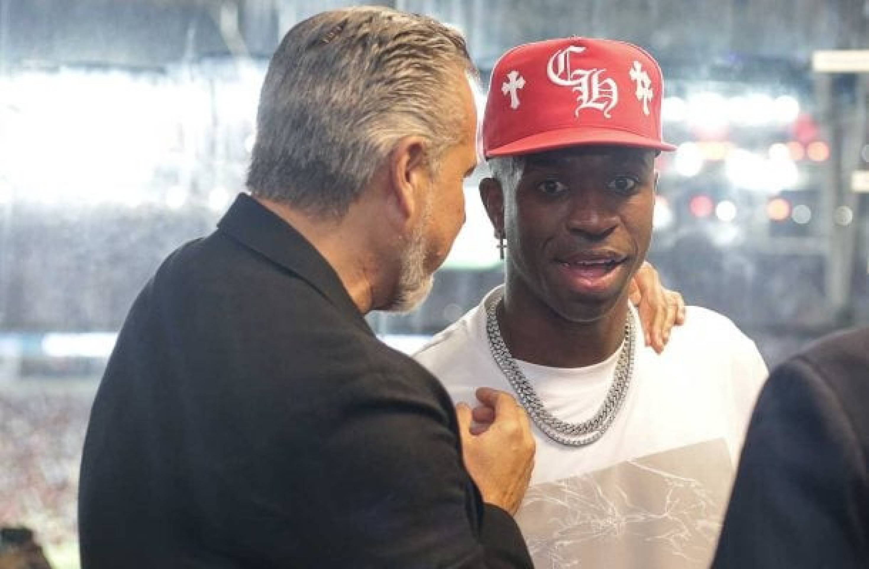 Só depende de Vini Jr para voltar ao Flamengo, segundo José Boto -  (crédito: Foto: Gilvan de Souza/Flamengo) -Só depende de Vini Jr para voltar ao Flamengo, segundo José Boto -  (crédito: Foto: Gilvan de Souza/Flamengo)