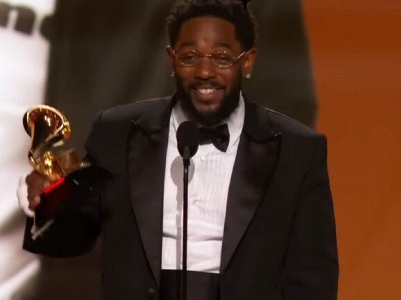 Kendrick Lamar faz história e se torna o rapper mais premiado do