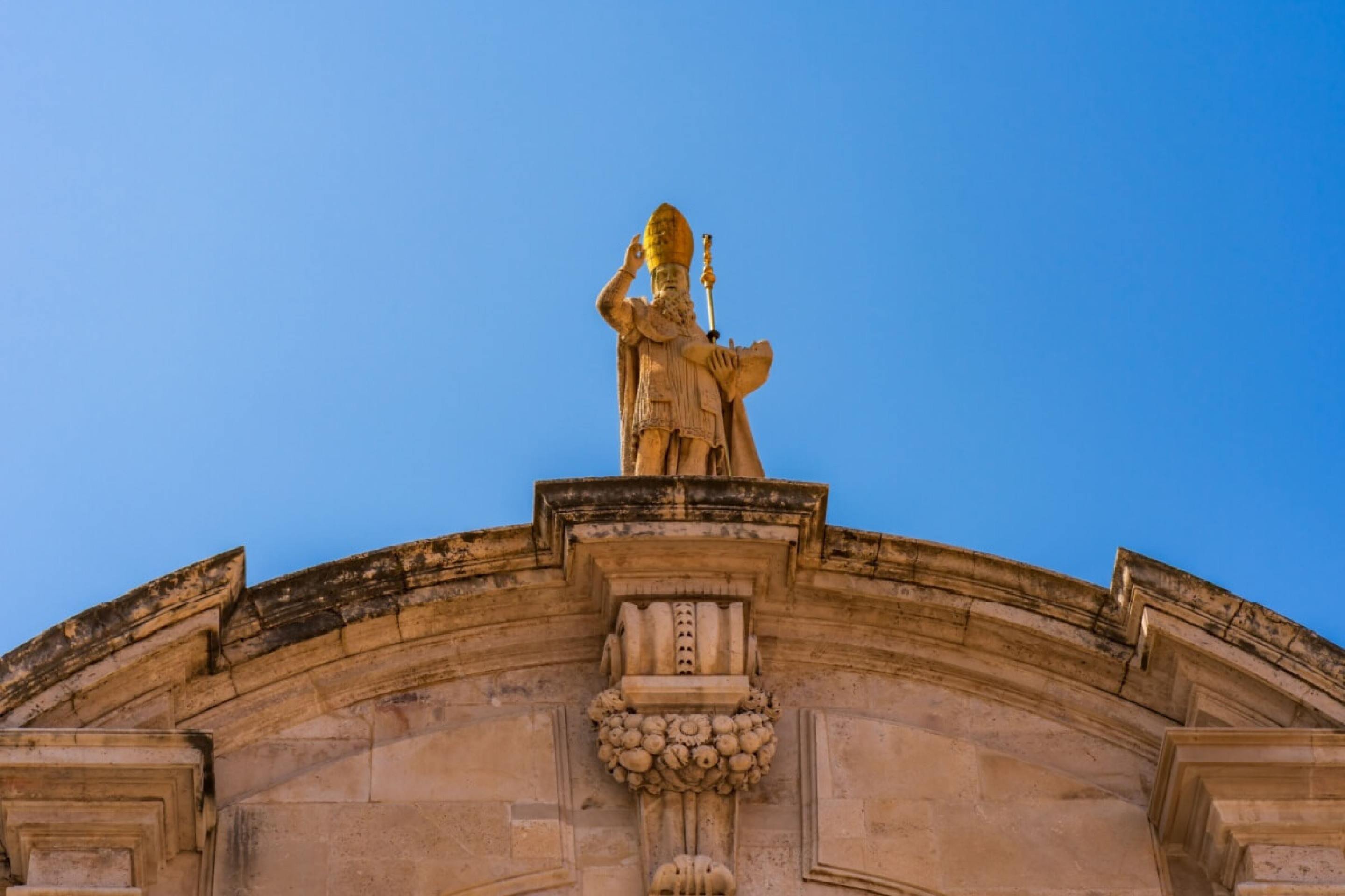 6 orações para o Dia de São Brás