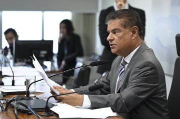 'Uma relação construída ao longo de mais de 200 anos entre Brasil e Estados Unidos exige que todas as possibilidades de entendimento sejam buscadas antes de uma escalada comercial', disse Trad - (crédito: Saulo Cruz/Agência Senado) 'Uma relação construída ao longo de mais de 200 anos entre Brasil e Estados Unidos exige que todas as possibilidades de entendimento sejam buscadas antes de uma escalada comercial', disse Trad - (crédito: Saulo Cruz/Agência Senado)