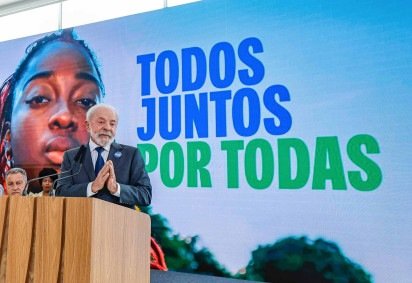  04.02.2026 - Presidente da Rep..blica, Luiz In..cio Lula da Silva, durante cerim..nia de assinatura do Pacto Brasil de Enfrentamento ao Feminic..dio. Pal..cio do Planalto. Bras..lia (DF) - Brasil..Foto: Ricardo Stuckert / PR
     -  (crédito:  Ricardo Stuckert / PR) - 04.02.2026 - Presidente da Rep..blica, Luiz In..cio Lula da Silva, durante cerim..nia de assinatura do Pacto Brasil de Enfrentamento ao Feminic..dio. Pal..cio do Planalto. Bras..lia (DF) - Brasil..Foto: Ricardo Stuckert / PR
     -  (crédito:  Ricardo Stuckert / PR)
